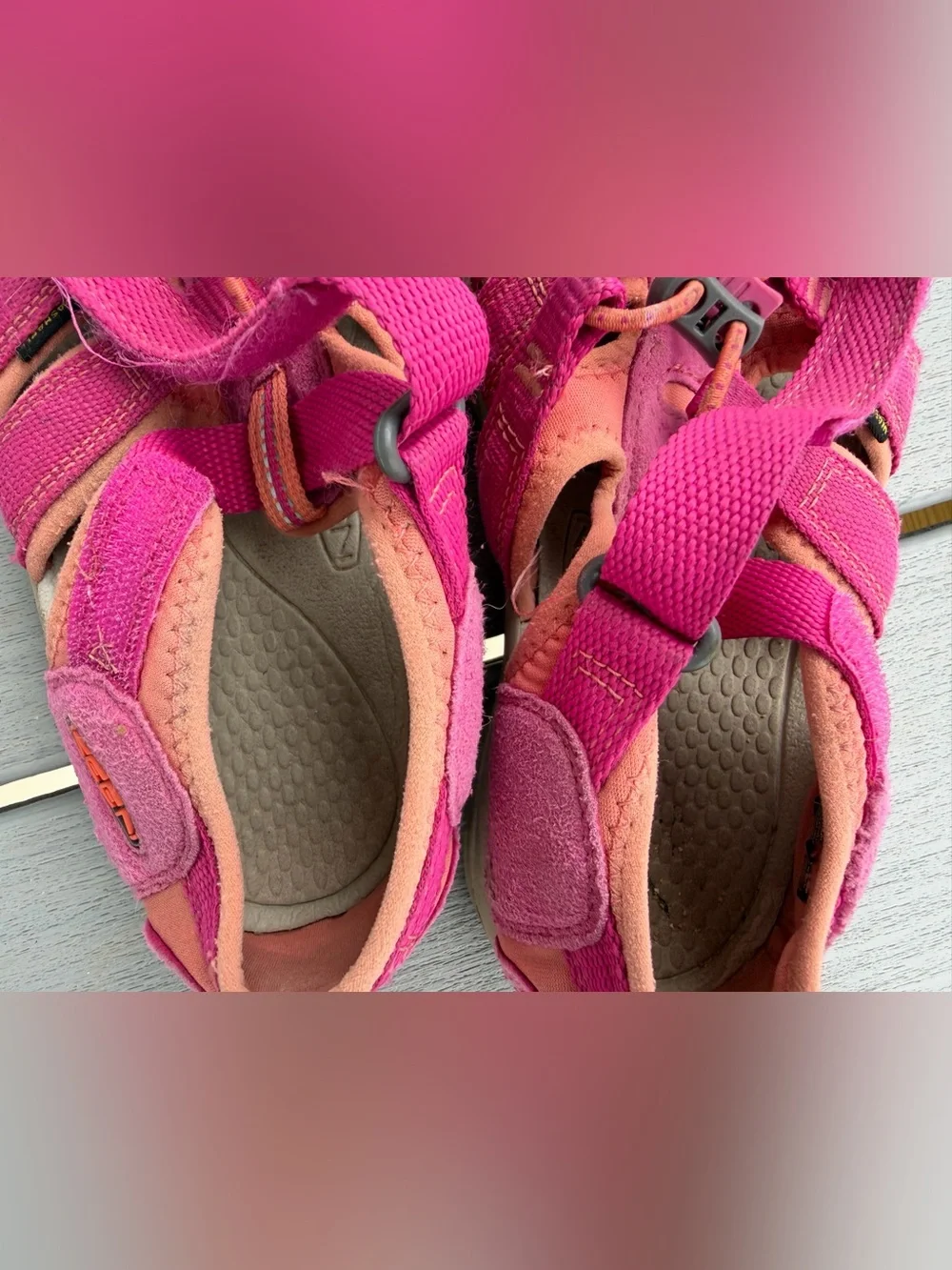 Keen Very Berry & Fusion Coral Newport H2 Water Sandal - Girls 5